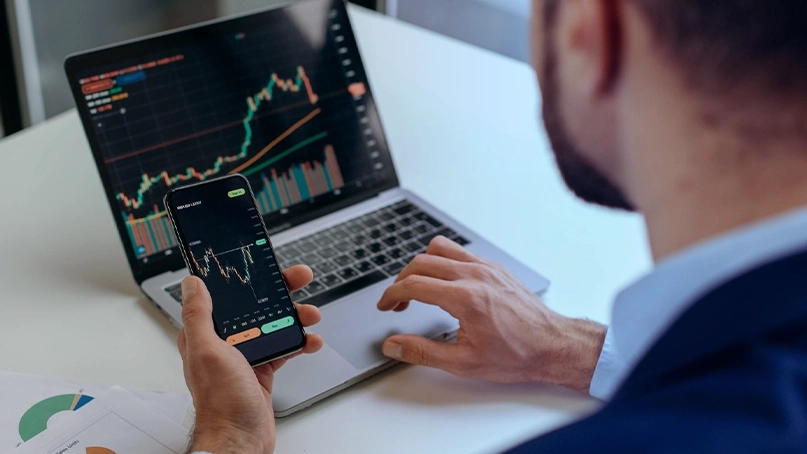 Dashboard di trading IA di Fiero Valtrix